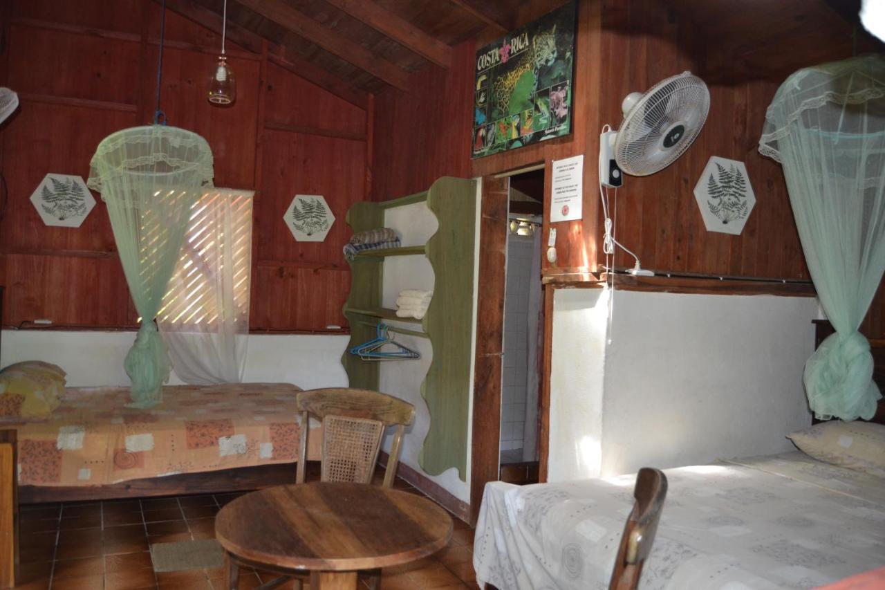 Chalet Cabinas Hibiscus Cahuita Exterior foto